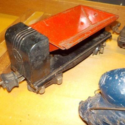 More Lionel accessories trains. (4).