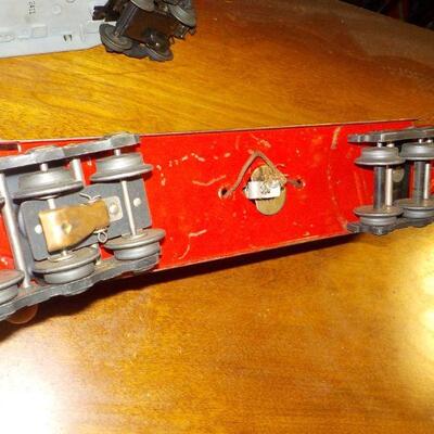 More Lionel accessories trains. (4)