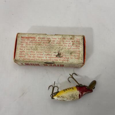 .171. Vintage | River Runt Spook Sinker Lure in Box