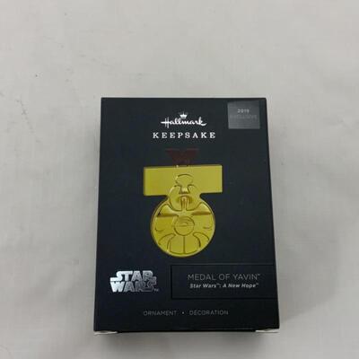 .193. Star Wars | Hallmark Medal of Yavin | 2019 | MINT