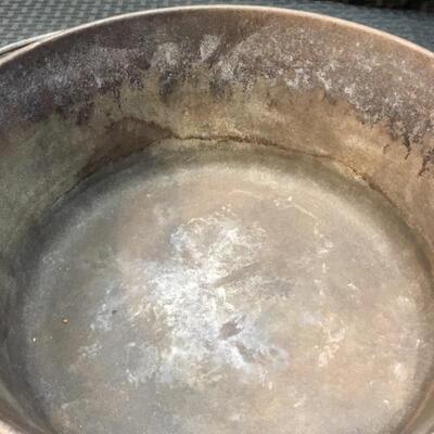 10â€œ Cast Iron Dutch Oven #1