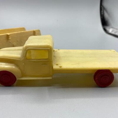 Set of 3 Vintage Plastic Toy Cars *One Missing Wheel*