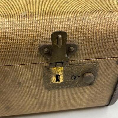 Vintage Hard Sided Air Pak Suitcase