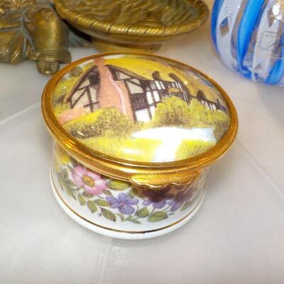 5  Stunning collector peces/ Murano, brass budda, paper weight, anne hathaway,