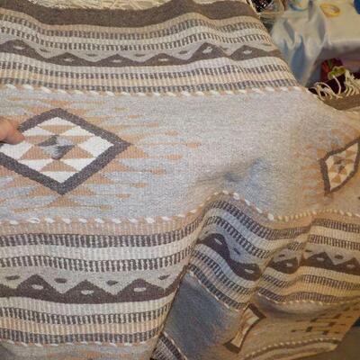 Hand made NAVAHO rug 8 ft x 5 ft.