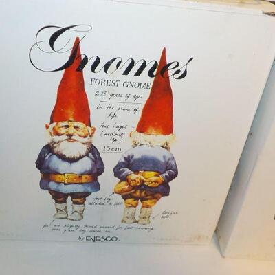New in Boxes " Gnomes" (4) Xmass special. "Enesco".