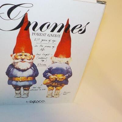 New in Boxes " Gnomes" (4) Xmass special. "Enesco".