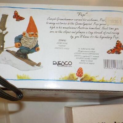 New in Boxes " Gnomes" (4) Xmass special. "Enesco".