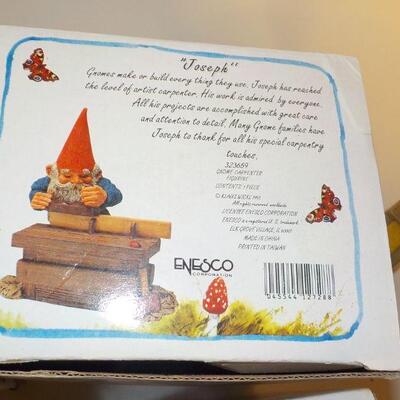 No. 2 Santa special New in Box "Gnomes" Enesco, (4)..