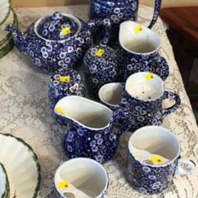 Nine pieces Crownford Calico china  (#90)