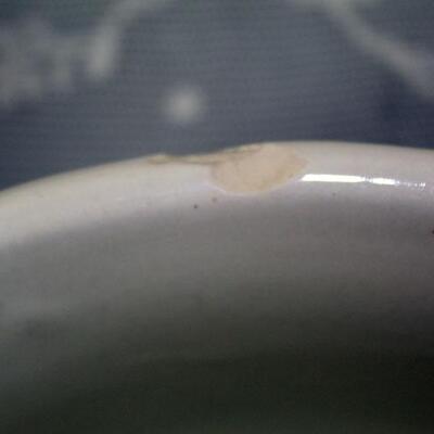 Pair Vintage McCoy mixing bowls, both chipped (#98)