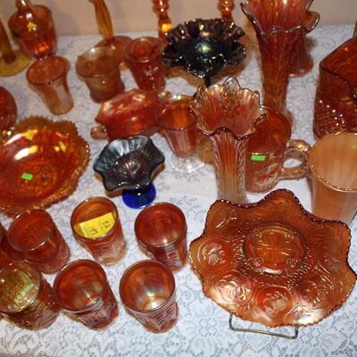 Lot of 31 Carnival glass items (#146)