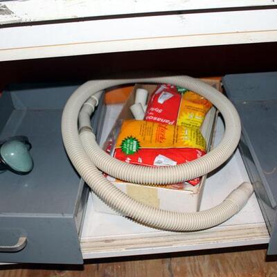 Belvedere upright vacuum, with extras (#209)