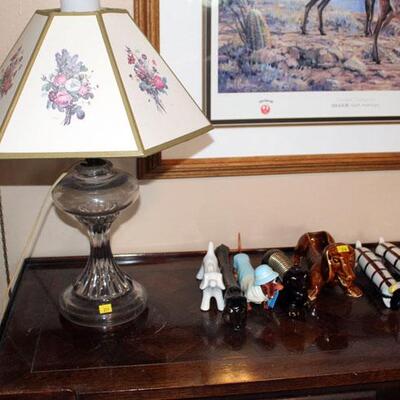 Lot of dachshund figures, salt and pepper set (#230)