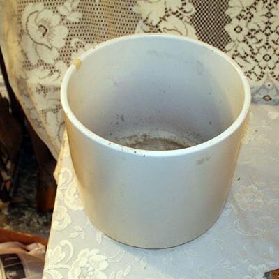 12" crock, unmarked (#266)