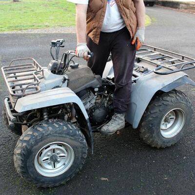 1989 Yamaha Big Bear ATV runs, needs work