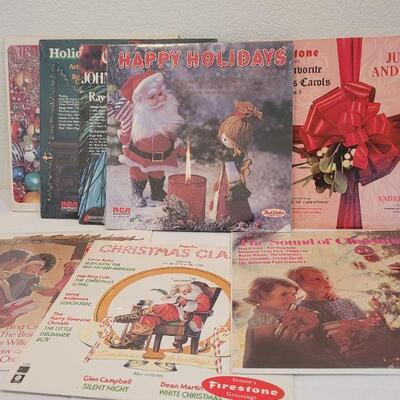 Lot 15: Assorted Vintage CHRISTMAS Vinyl Records 