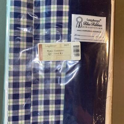 Lot 20- Longaberger Wall Hanging Kit