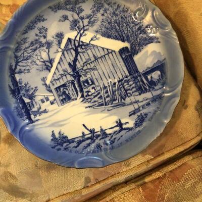 Currier & Ives 4 Plates