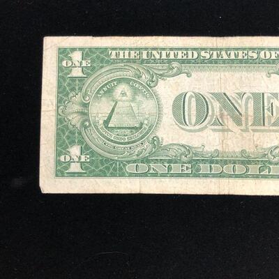 Lot 8 - 1935 E Blue Seal Silver Certificate