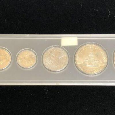 Lot 19 - 1976 D Coin Set