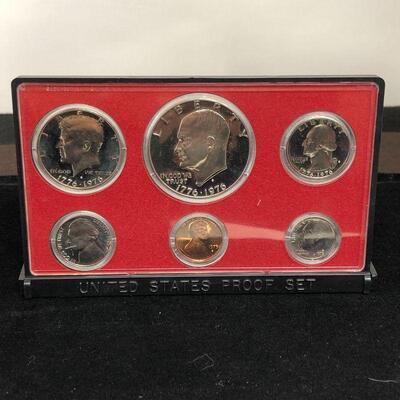 Lot 25 - 1975 S Coin Proof Set