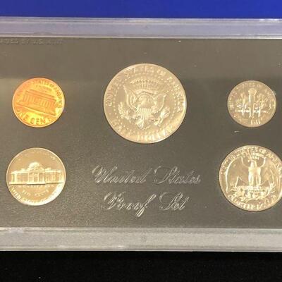 Lot 51 - 1972 S Coin Proof Set