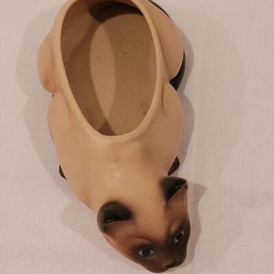 Lot 4: Vintage NapcoWare Siamese Cat Planter