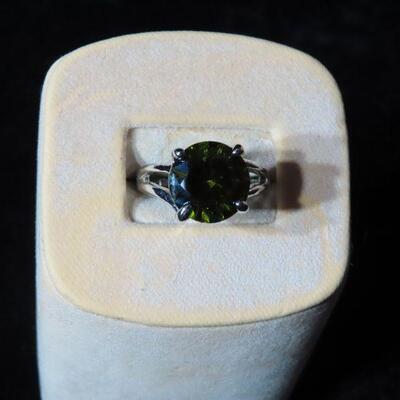 Green Stone Ring