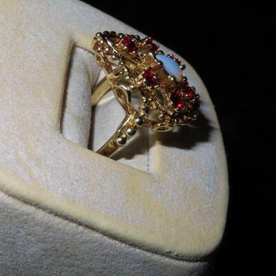 Pink and Opalescent Cluster Ring