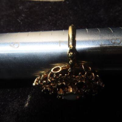 Pink and Opalescent Cluster Ring
