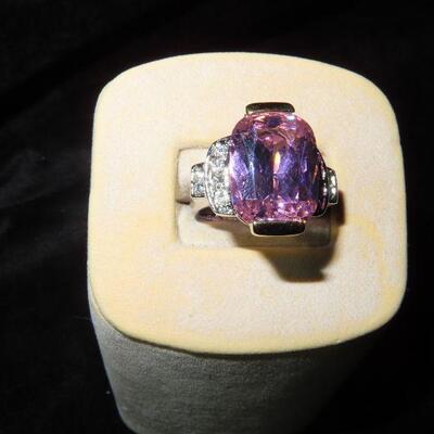 Pink Cushion Stone