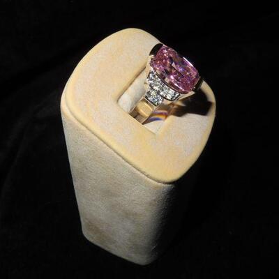 Pink Cushion Stone