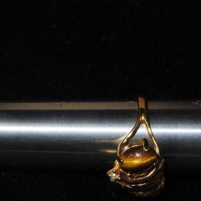 Amber leaf ring