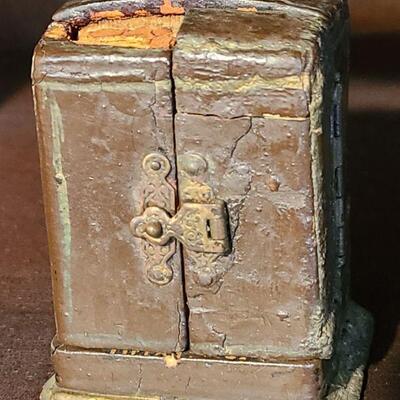 Lot 122: Tiffany &Co Clock case/ Guilloche Miniature clock WORKS!