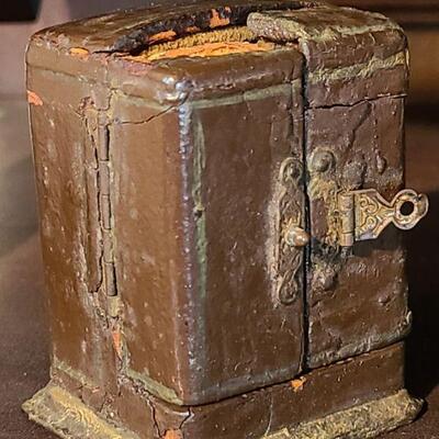 Lot 122: Tiffany &Co Clock case/ Guilloche Miniature clock WORKS!