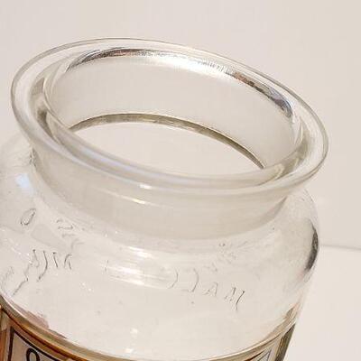 Lot 133: Horlicks 1920s Apothecary Malted Milk Glass