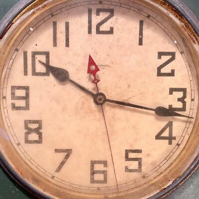 Lot 169: Vintage Advertising Waterbury Clock Co Tetley Tea Time Electric Clock