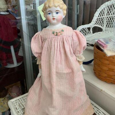 17" Antique
German                                      .
Kling & Company