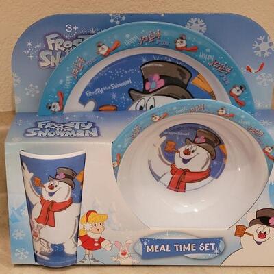 Lot 5: New Child's Frosty Dish Set and Mickey Mouse Plate and Cookie Cutter