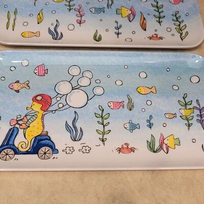 Lot 8:  Set of 4 Plastic Aquatic Scene Plates