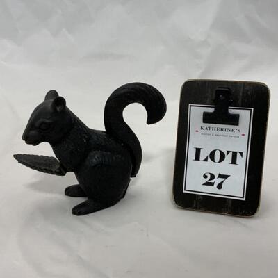 -27- VINTAGE | Cast Iron Squirrel Nut Cracker