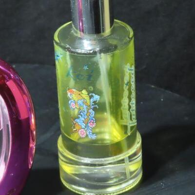 Woman's Perfume 