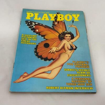 -106- VINTAGE | 16 Playboys | 1976 & 1977