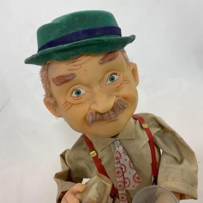-114- VINTAGE | Charley Weaver Bartender | Great Condition!