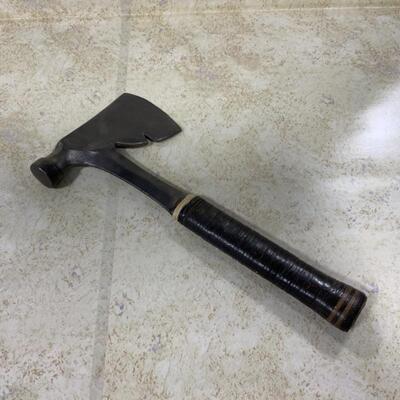 -129- VINTAGE | 4 Estwing Axes | Hatchet