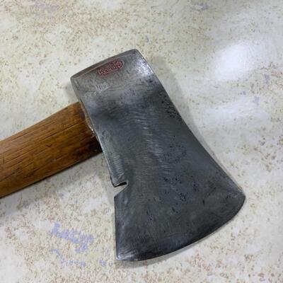 -130- VINTAGE | Kelly Hickory Handle Axe