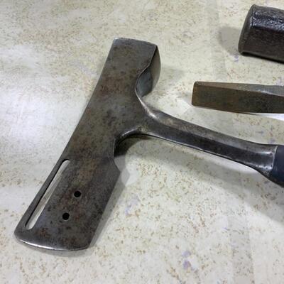 -131- Pick-Axe Heads | Estwing 