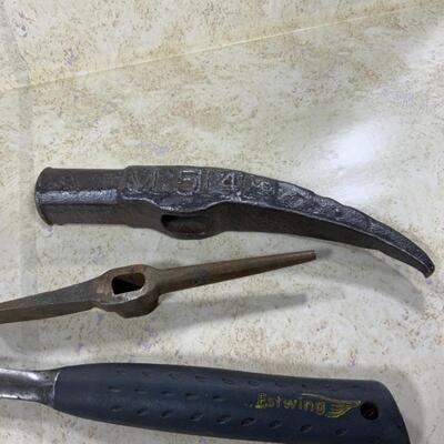 -131- Pick-Axe Heads | Estwing 
