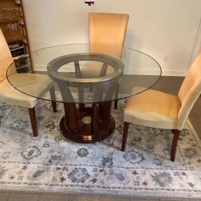 114 Round Glass Top Table with Chairs 